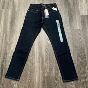 Old Navy 28x30 Slim built in flex jeans